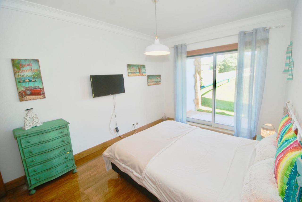 Oceanic Apartment Sao Martinho do Porto Exterior photo