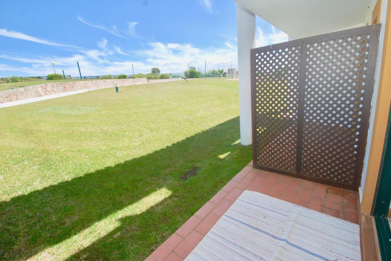 Oceanic Apartment Sao Martinho do Porto Exterior photo