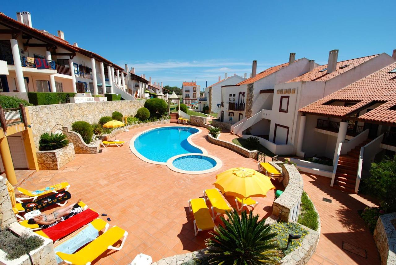 Oceanic Apartment Sao Martinho do Porto Exterior photo