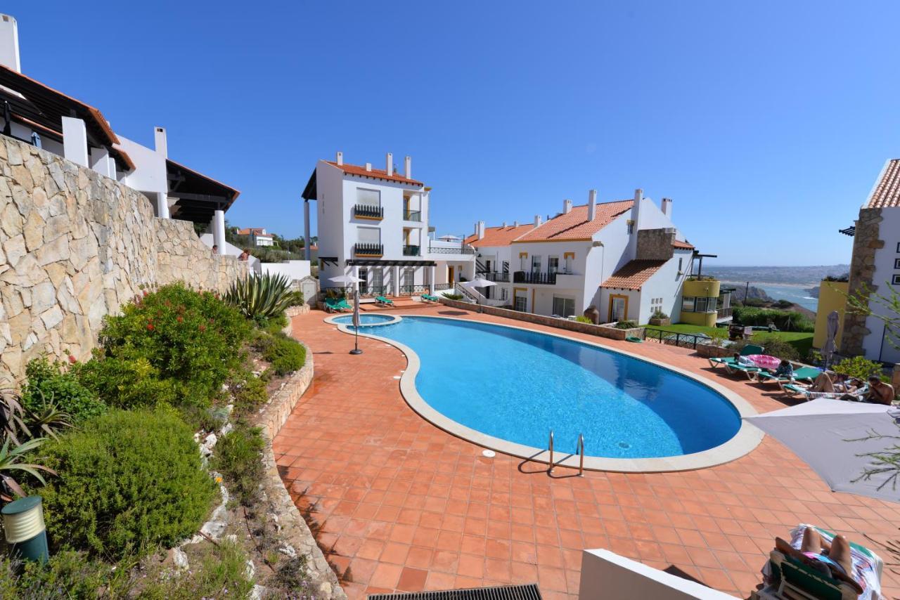 Oceanic Apartment Sao Martinho do Porto Exterior photo